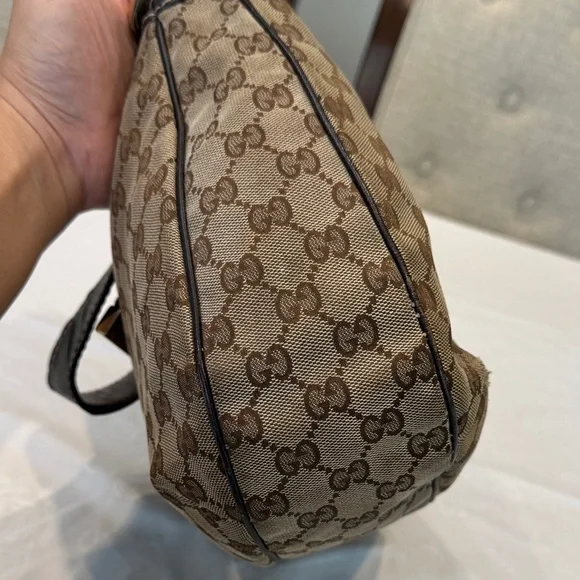 Authentic Gucci Beige and Brown GG Shoulder Bag - Picture 7 of 14